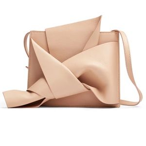 No. 21 Bow tan leather crossbody purse